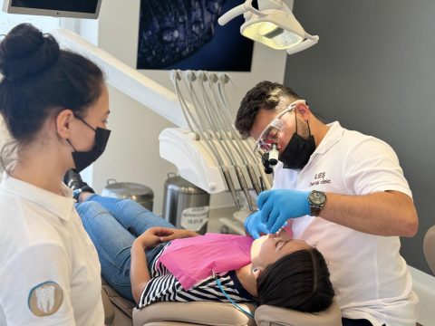 Ce este un abces dentar și cum îl tratăm