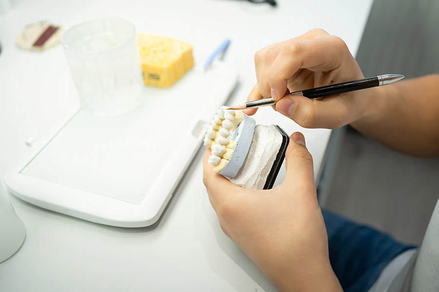 Laborator dentar propriu